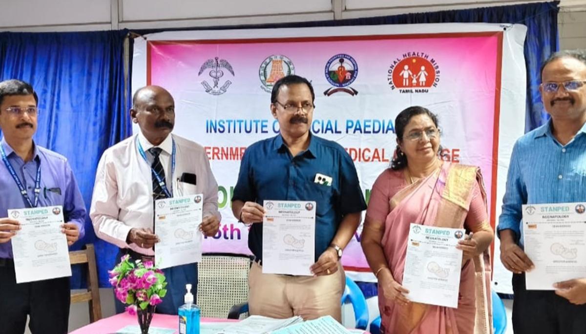 பச்சிளம் குழந்தைகளுக்கு குரல் நன்றாக வரும் என்று கழுதைப் பால் கொடுக்கக் கூடாது – ஸ்டான்லி மருத்துவர் கணேஷ் அறிவுறுத்தல்!!