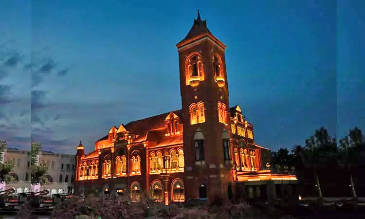 65 ஆண்டுகளுக்கு பிறகு மீண்டும் மக்கள் பயன்பாட்டுக்கு வரும் விக்டோரியா ஹால்!