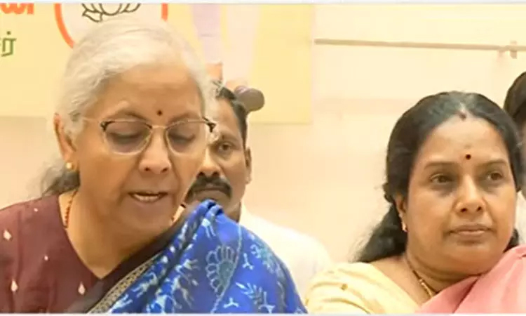 தமிழ்நாடு முழுவதும் எஸ்.ஐ.ஆர் க்கு எதிராக போராட்டம் நடத்தியிருப்பது ஆச்சர்யமாக இருக்கிறது – மத்திய நிதி மந்திரி நிர்மலா சீதாராமன் !!