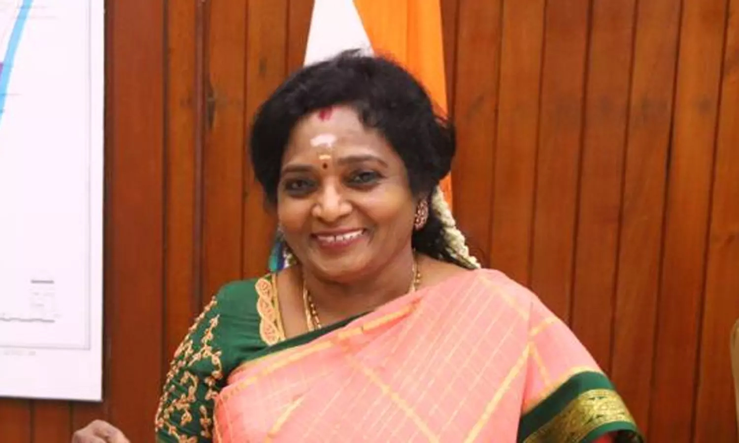 காங்கிரஸுடன் இருந்தால் உங்களையும் இழுத்து மூழ்கடித்து விடுவார்கள்; மற்றொரு பாடத்தையும் கற்றுக்கொள்ளுங்கள் என அவருக்குச் சொல்லிக் கொள்கிறேன் – ஸ்டாலினுக்கு தமிழிசை அட்வைஸ்!!