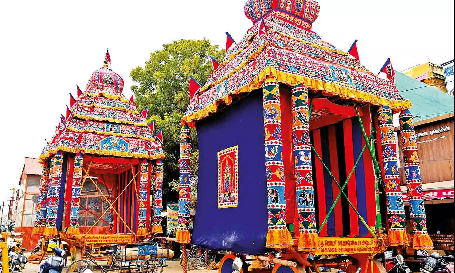 மார்கழி மாதம் தேய்பிறை அஷ்டமி தினத்தன்று வெளிவீதிகளில் நடைபெறும் அஷ்டமி சப்பர திருவிழா நாளை நடக்கிறது!!