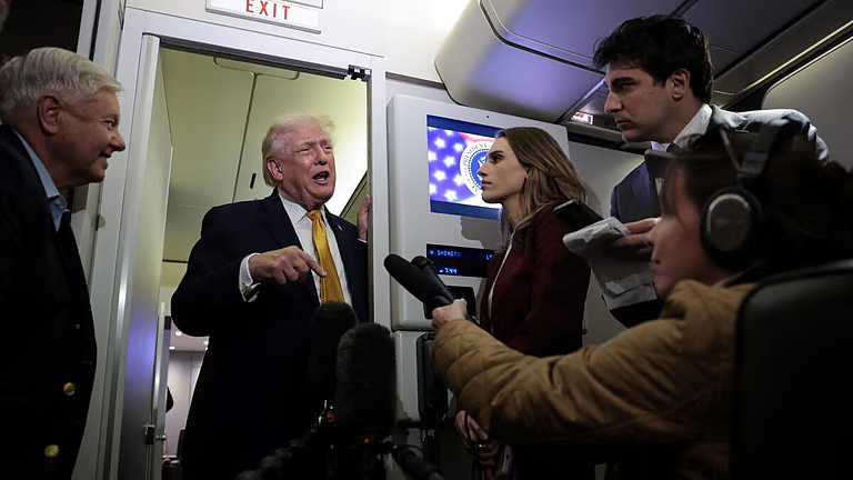 இந்தியா, ரஷ்யாவிடம் இருந்து கச்சா எண்ணெய் கொள்முதல் செய்வதால் நான் மகிழ்ச்சியாக இல்லை என்பது பிரதமர் மோடிக்கு தெரியும் – அமெரிக்க அதிபர் டொனால்டு ட்ரம்ப் !!