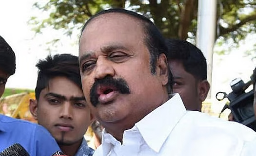 புரட்சி அண்ணா திமுக என்ற பெயரில் புதிய கட்சியை தொடங்கிய பெங்களூரு புகழேந்தி!!