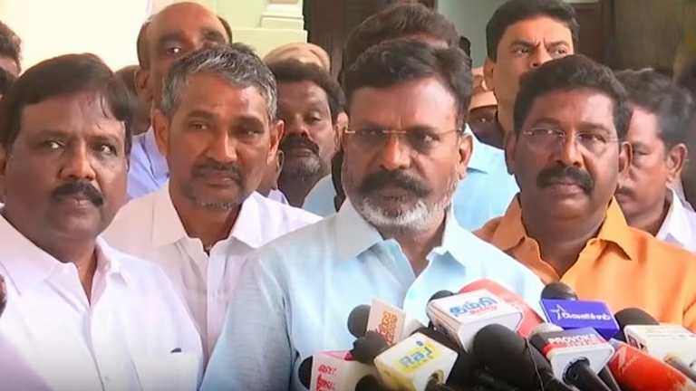 மதவாத அரசியலை வீழ்த்த திமுகவை மீண்டும் வெற்றி பெறச் செய்ய வேண்டும்!! திருமாவளவன் பேட்டி……